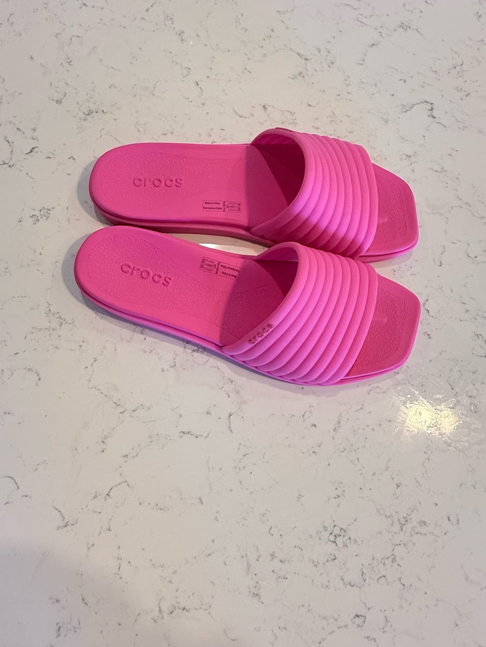 CROCS ‘NEW’ Hot Pink Ribbed Slide Sandals